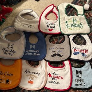 Baby Bib Set - Assorted Colors (Red, Blue, Green, Gray, White, Yellow)